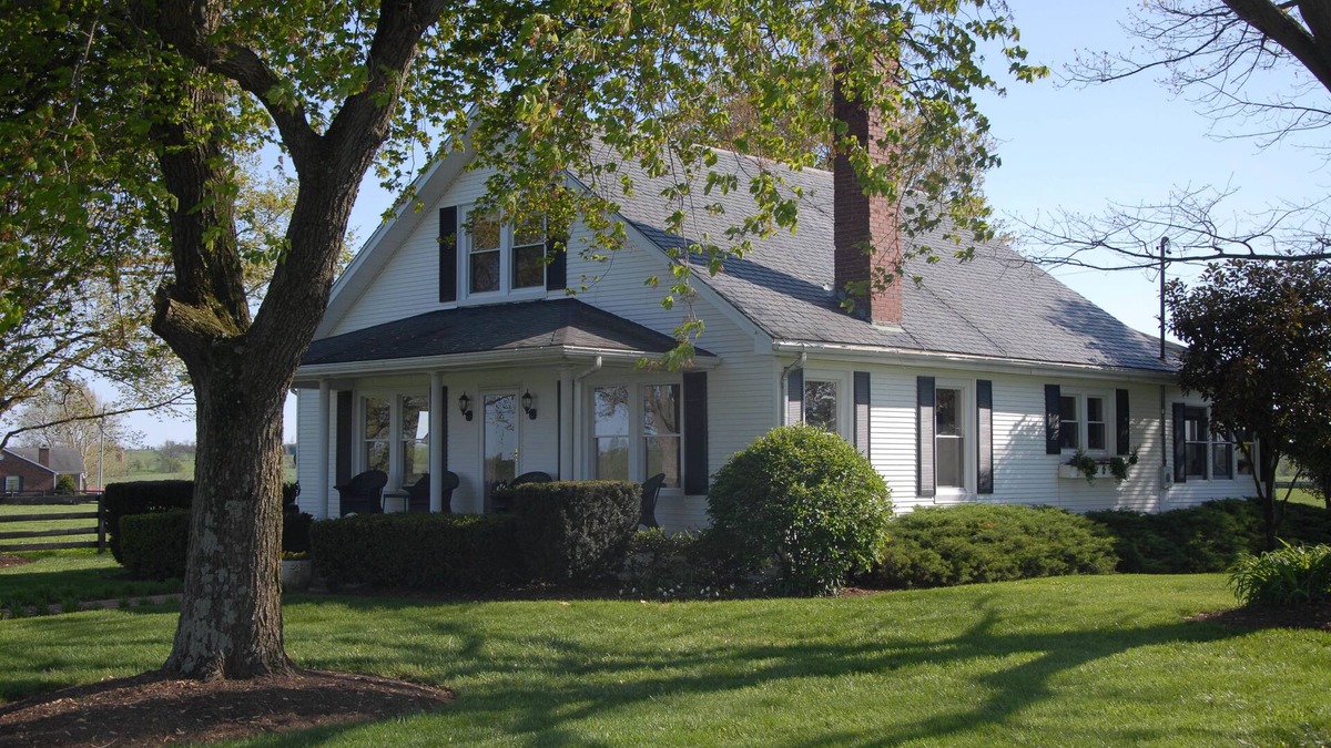 Paris Bed & Breakfast | The Guesthouse at Rosecrest Farm