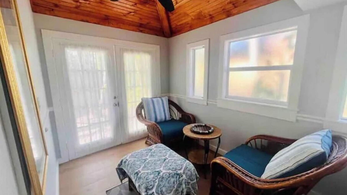 Fort Myers River District Apartment | The Guesthouse