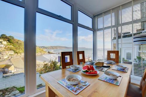 West Looe House | The Gulls