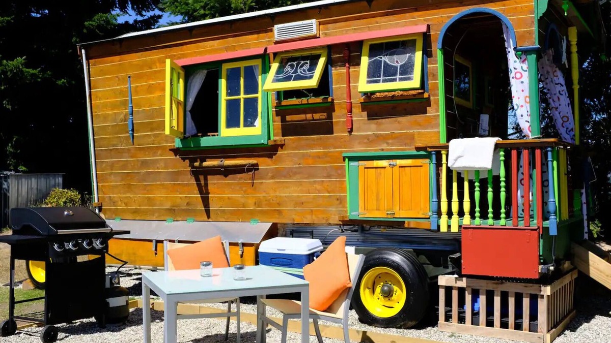 Lake Hawea Cabin | The Gypsy Caravan awaits.