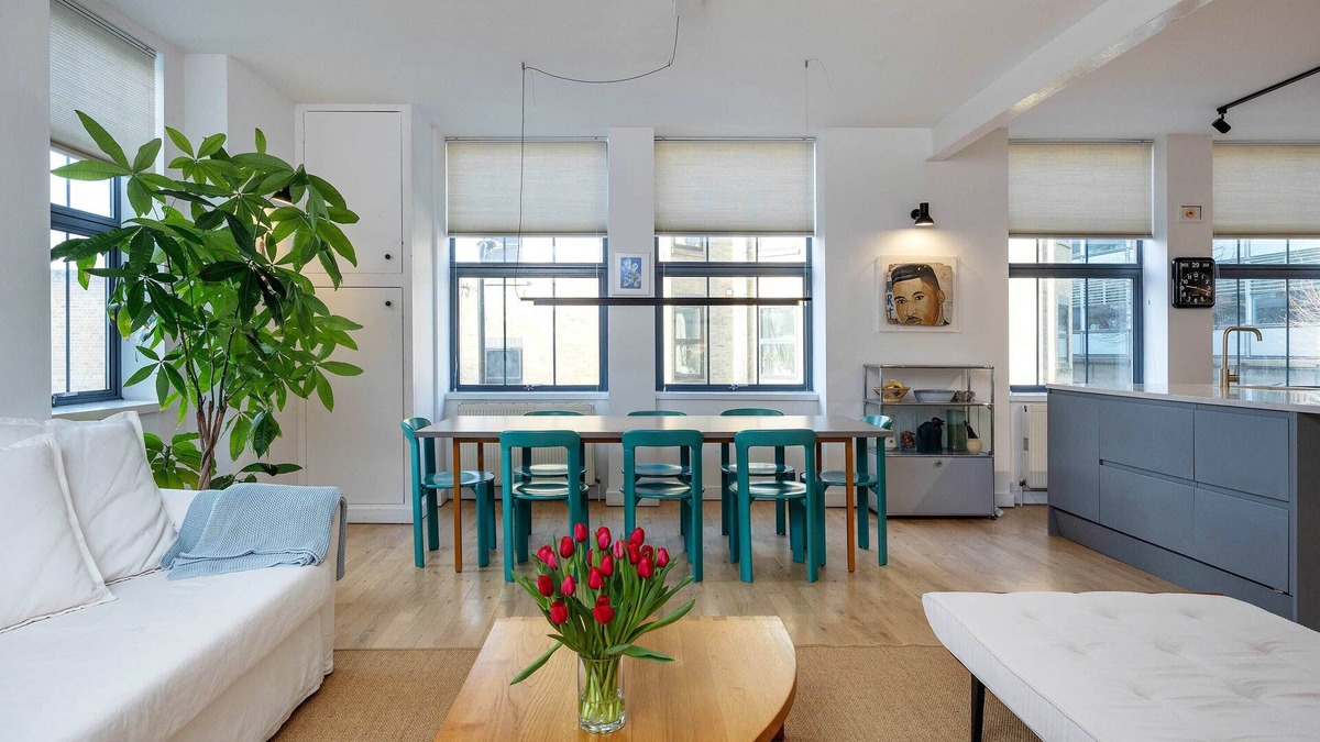 Homerton Apartment | The Hackney Loft, by Veeve