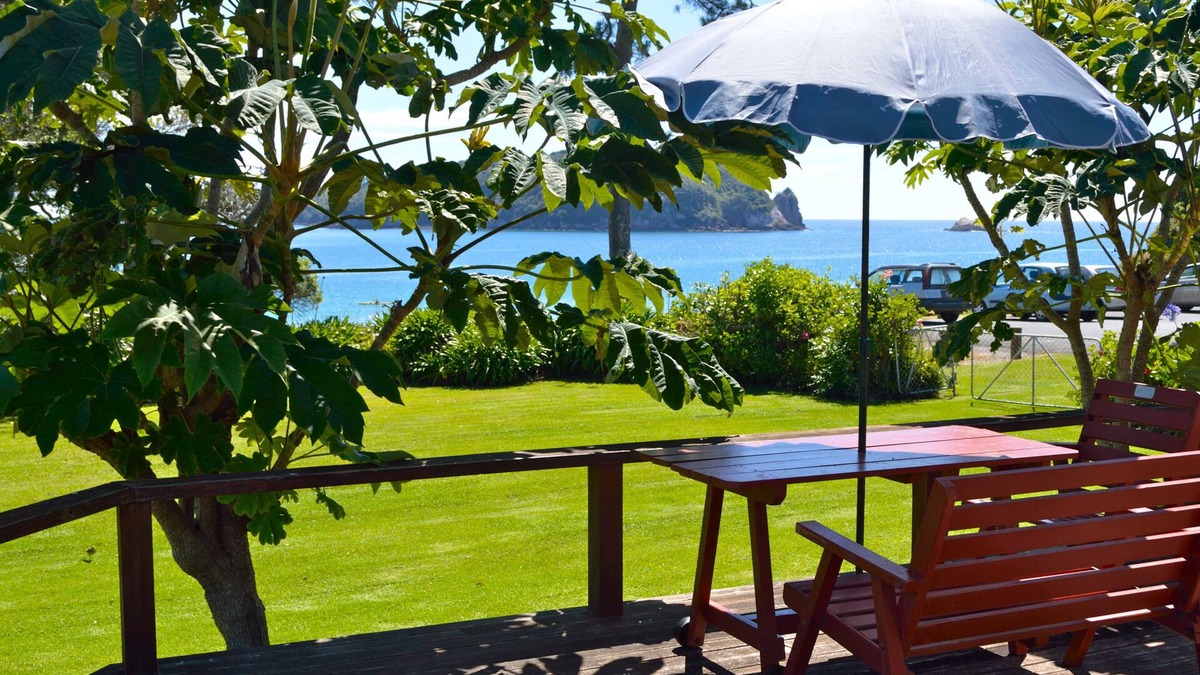 Hahei Cottage | The Hahei Bach - Hahei Bach
