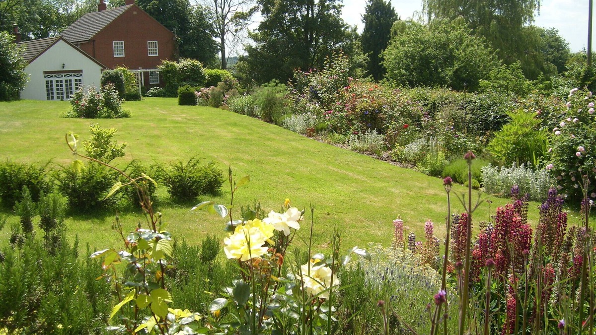 Little Stukeley Bed & Breakfast | The Hall Farm B & B
