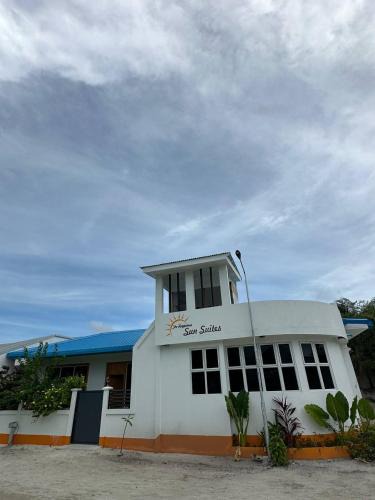 Fodhdhoo House | The Happiness Sun Suites