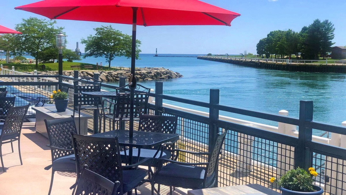 Port Washington Hotel | The Harborview on Lake Michigan, Ascend Hotel Collection