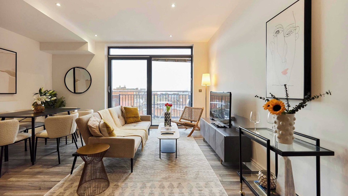 Harlesden Apartment | The Harlesden Escape - Cosy 3BDR Flat with Balcony