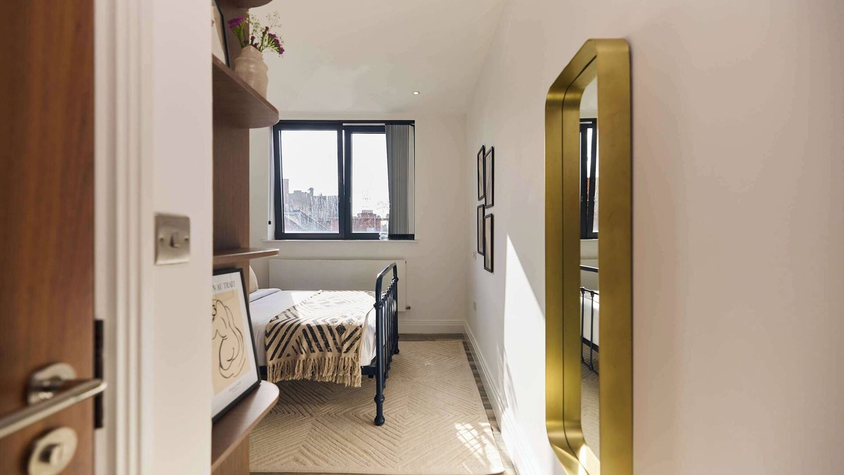 Harlesden Apartment | The Harlesden Place -Modern 3BDR Flat with Balcony