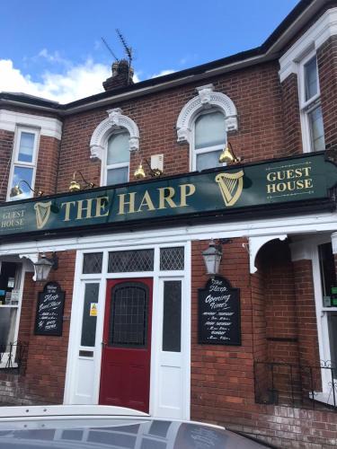 Ipswich House | The Harp Freehouse and Guesthouse