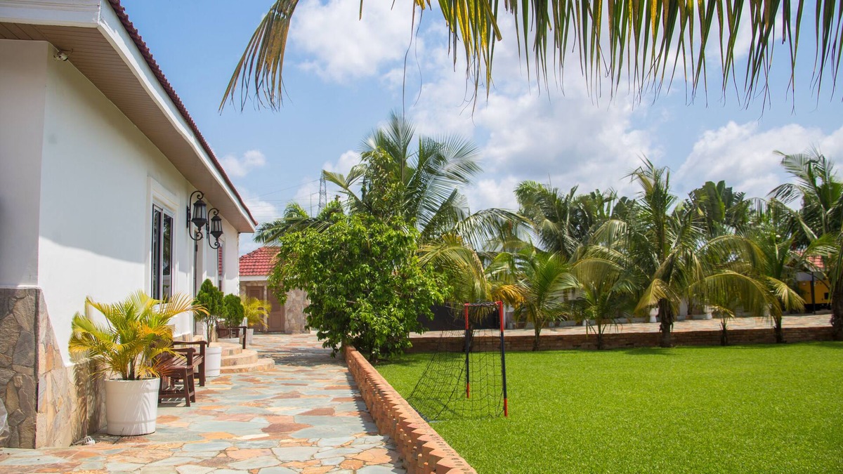 Ejisu Cabin | The Haven boutique hotel - kumasi, Ghana
