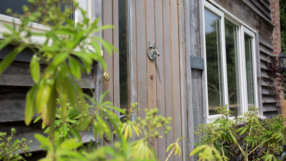 Alton House | The Hay Barn - located in South Downs National Park & Jane Austen country