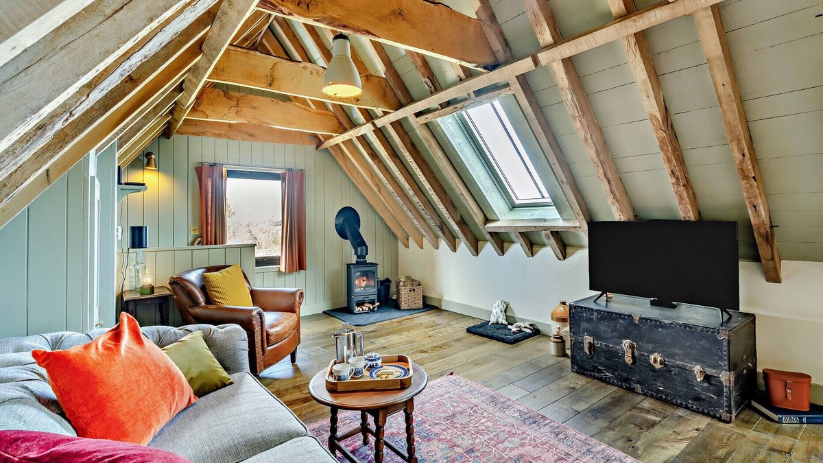 Martlesham Heath House | The Hayloft at Ryes Farm