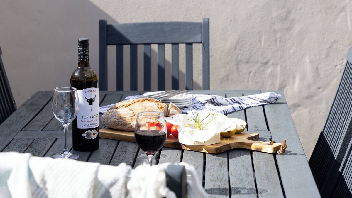 Christchurch Cottage | The Hayloft