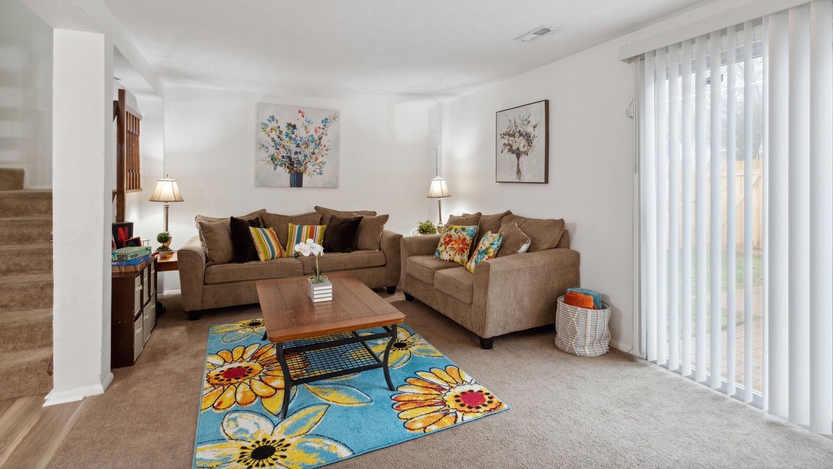 Coliseum Central House | The Heart ❤️ of Hampton- Walking Distance To Mall, Hospital, Coliseum
