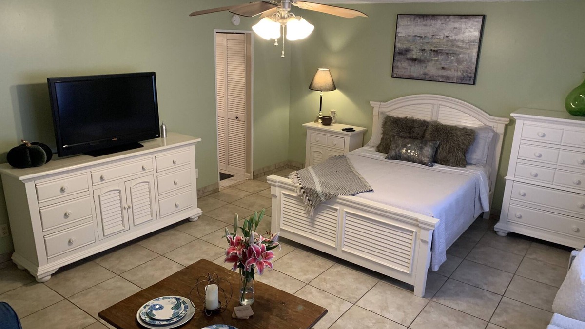 Helen Condo | The Helen Reprieve Suite