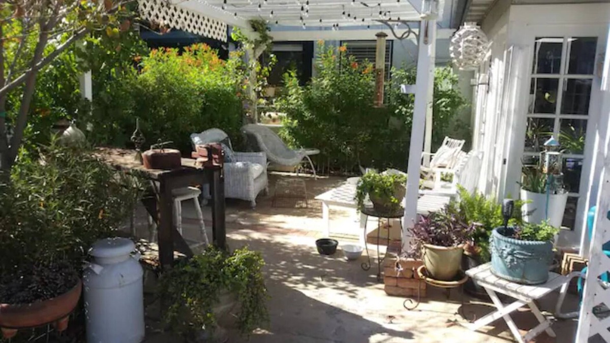 F. Q. Story House | The Hen House: Enchanted Casita Near Downtown Phoenix