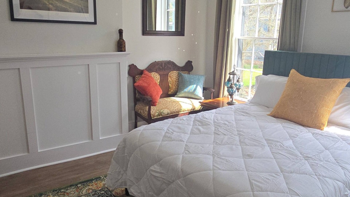 Petersburg Apartment | The Henry Lofts - Unit 4 'The Appomattox'