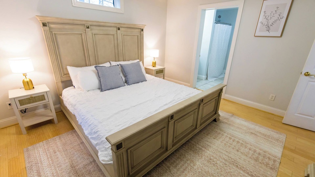 Lake Murray of Richland House | The Heron`s Nest