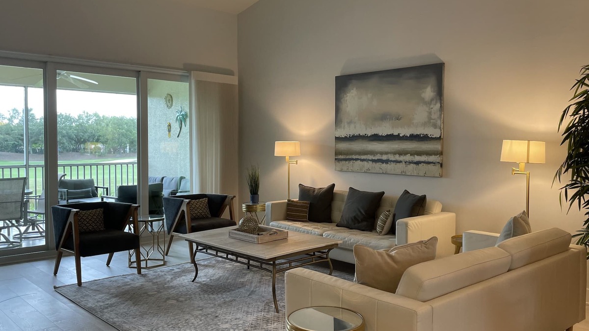 Bonita Springs Condo | "The Hidden Gem" in Spring Run offers golf, tennis, pooln& restaurants!