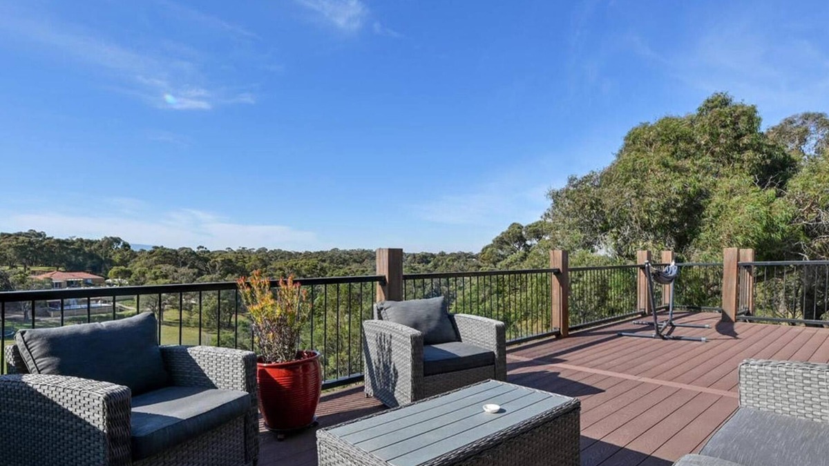 Wallan Other | The Hidden Paradise in the Valley: Relaxing Farmhouse Retreat Wallan Hidden Gem