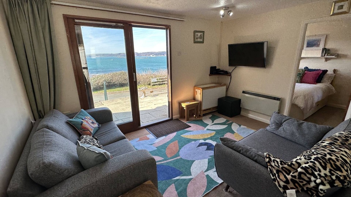 Plymouth Apartment | The Hide Out - Bovisand Park