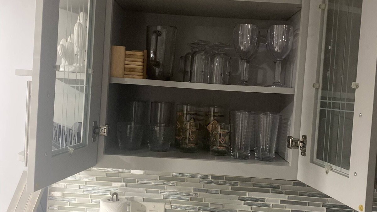 Hempstead Apartment | The hide out, free loaner car with +nights booking
