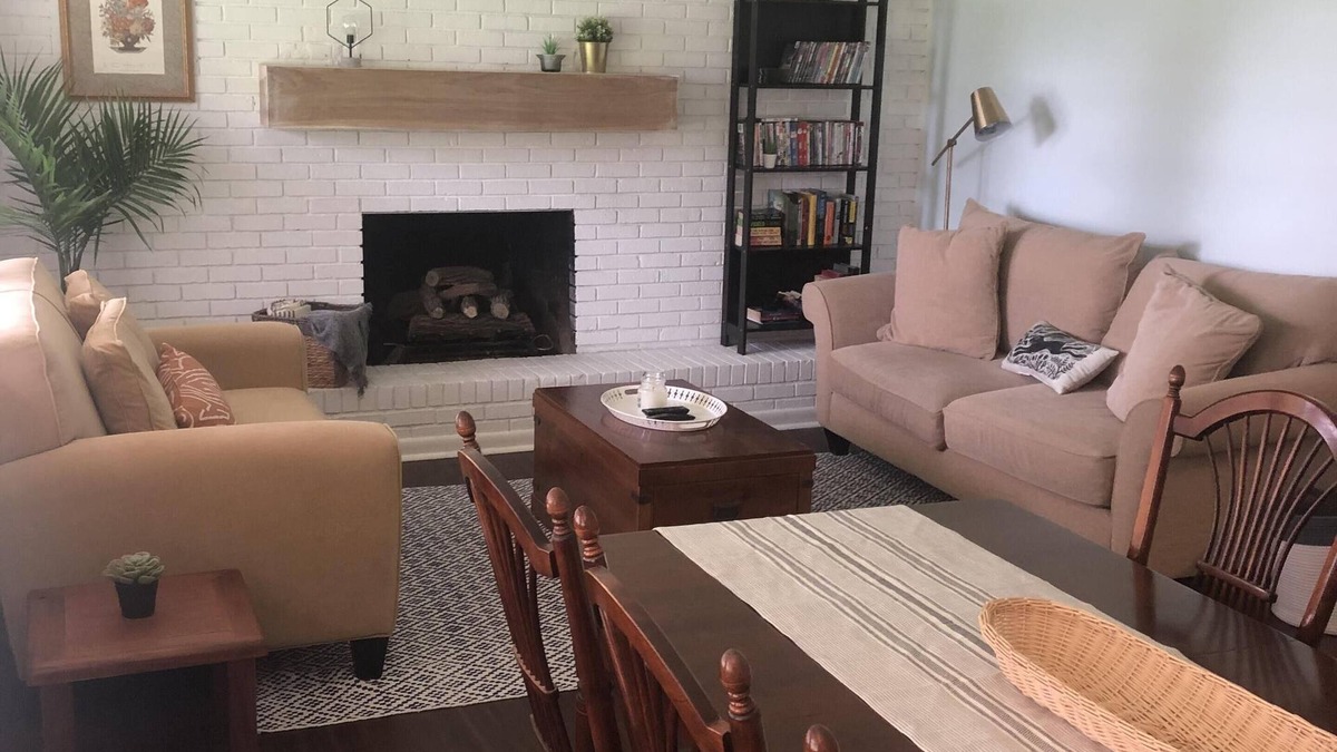 Horseshoe Lake House | The Hideaway at Horseshoe Lake