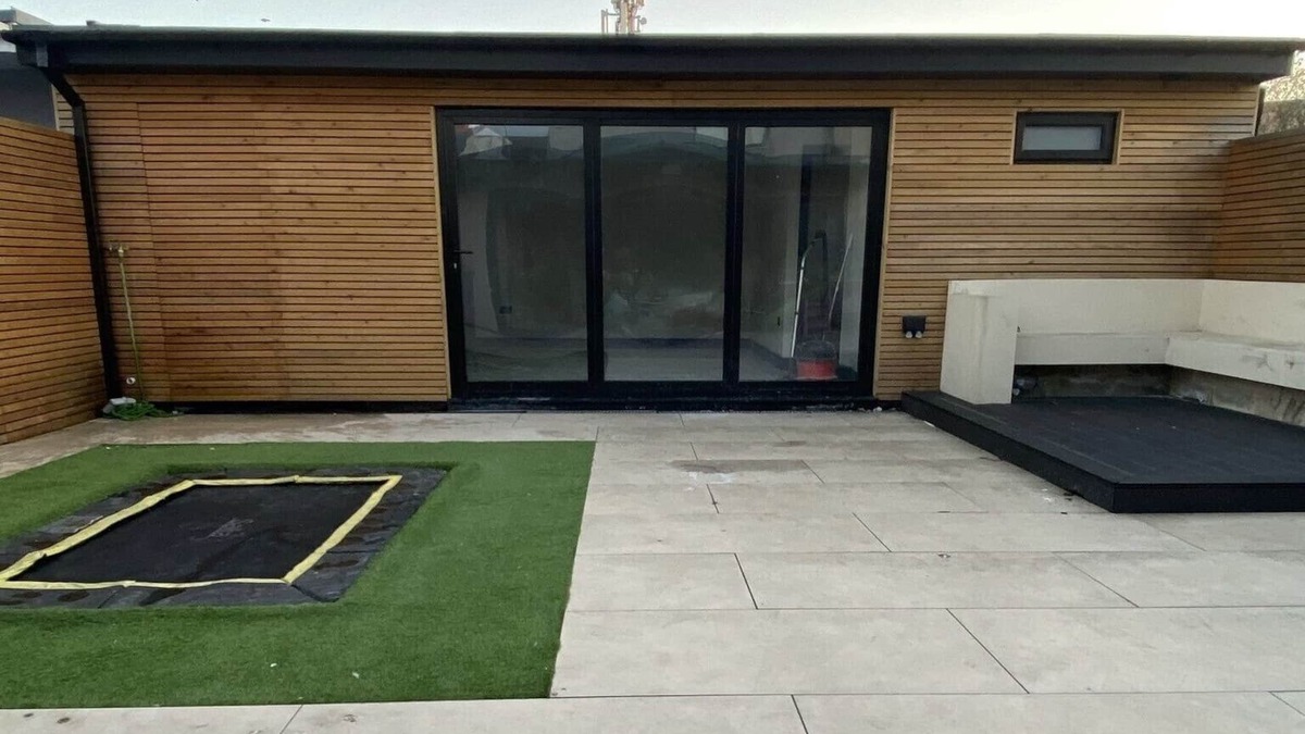 Caerau Apartment | The Hideaway