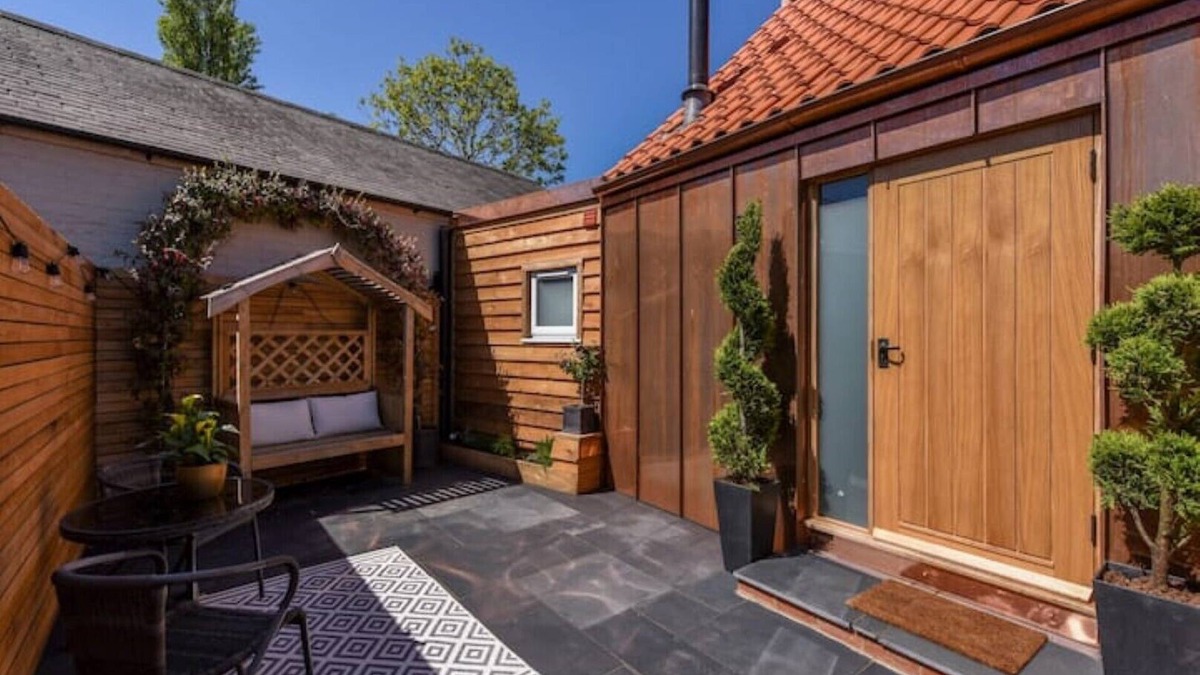 Melton Mowbray House | The Hideaway