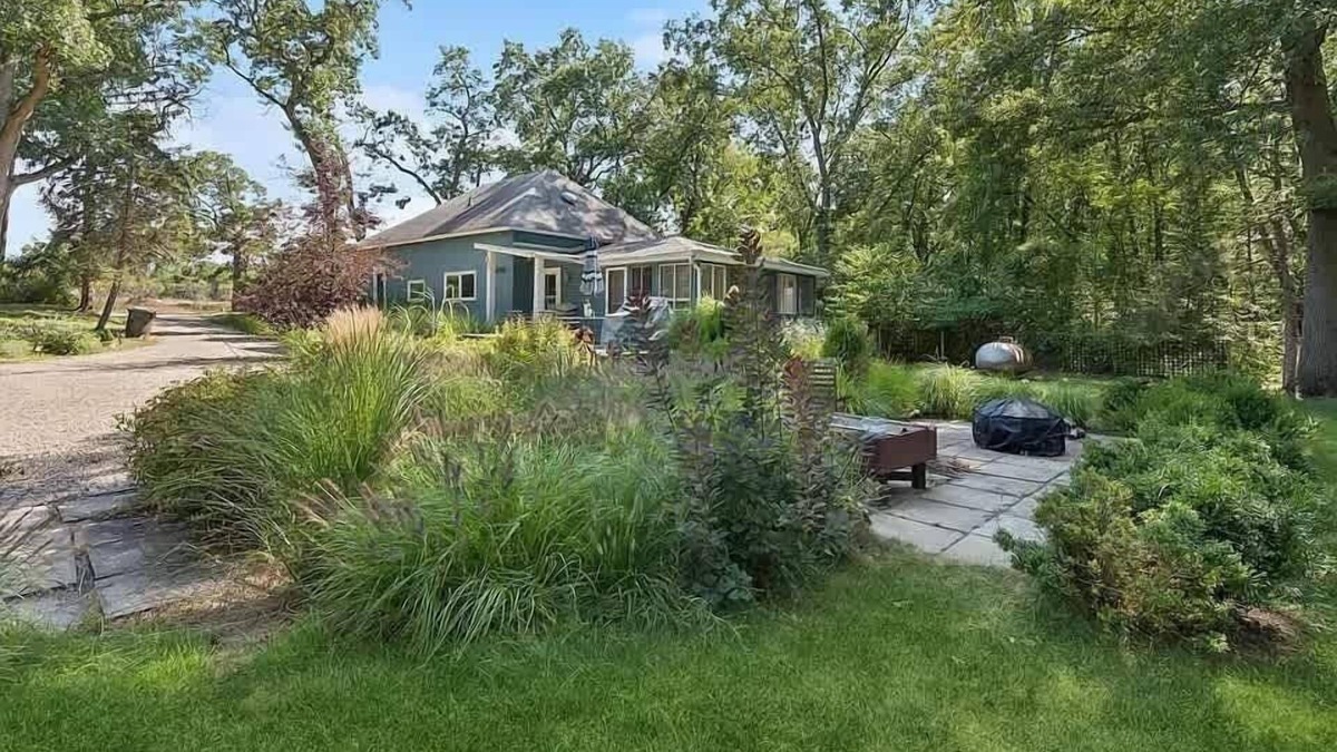 New Buffalo Cottage | The Hideaway House - Private, Peaceful, Cozy