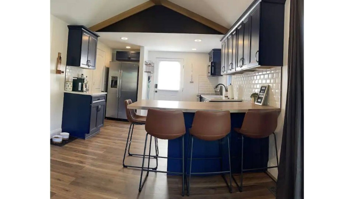 Town of Richmond Cottage | The Hideaway on Hobart - NEWLY RENOVATED/BRAND NEW