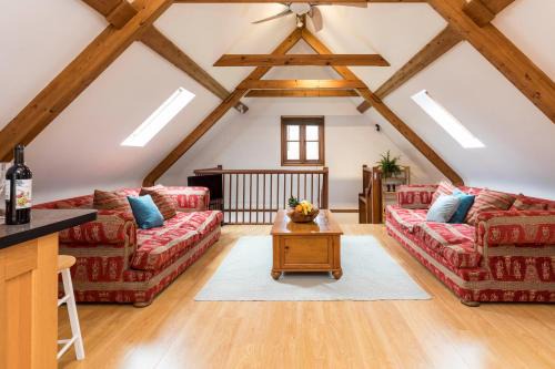 Graffham Apartment | The Hideaway-South Downs National Park