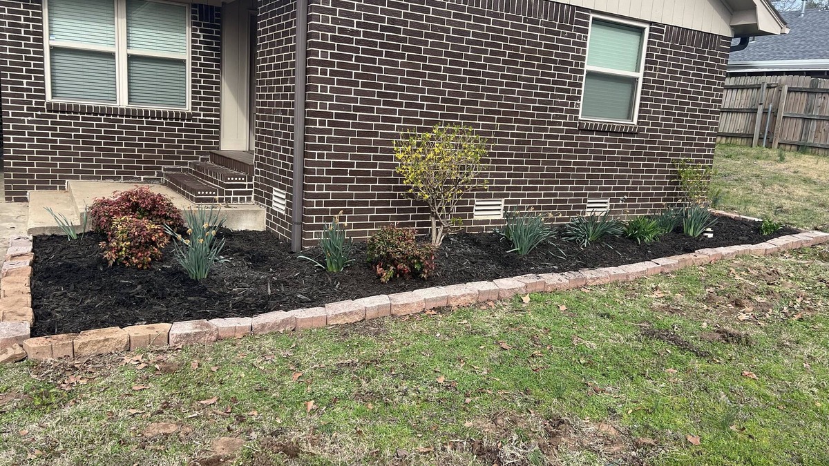Russellville House | The Highland house is a Charming 3-bedroom house with AC & WiFi in Russellville