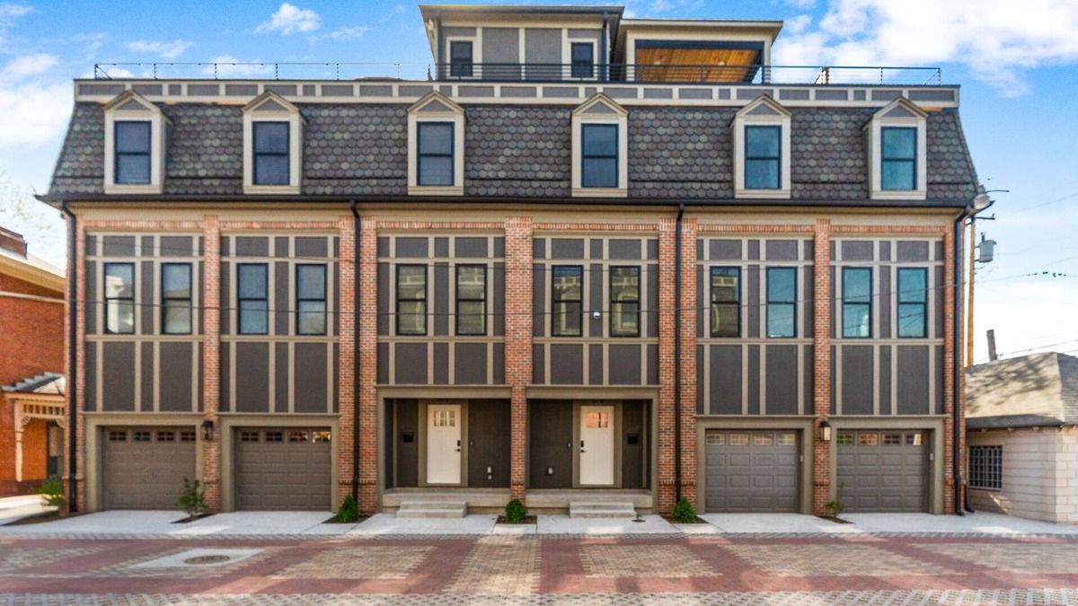 Downtown Columbus House | The Highline - Downtown Rooftop Escape