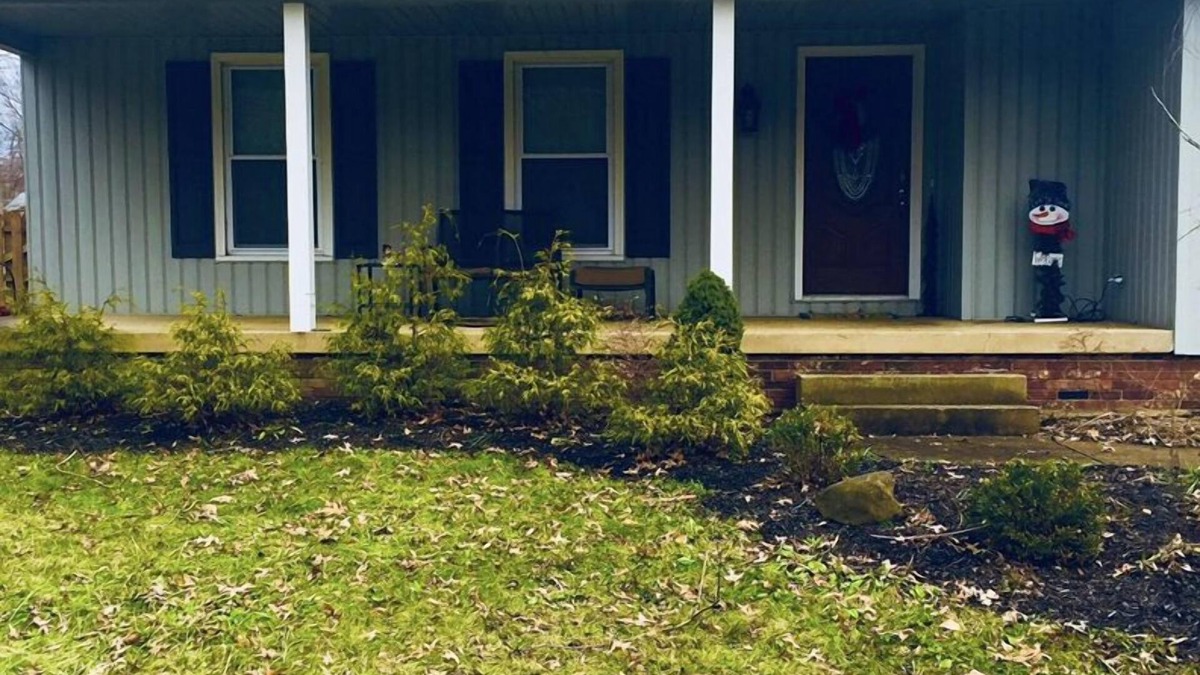 Boardman House | The Hitchcock House is an absolutely gorgeous 3 bedroom 2 story home!