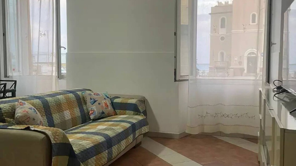 Pegli Apartment | The Holiday House "Brezza Marina" is the essence of tranquility in Genoa Pegli