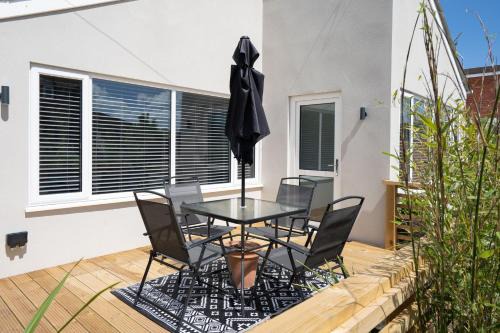 Winterton-on-Sea House | The Hollies by Winterton Cottages