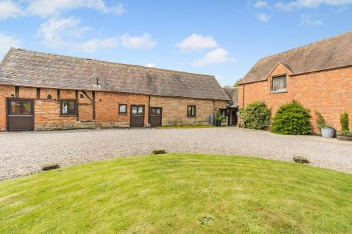 Cosford House | The Holt Barn