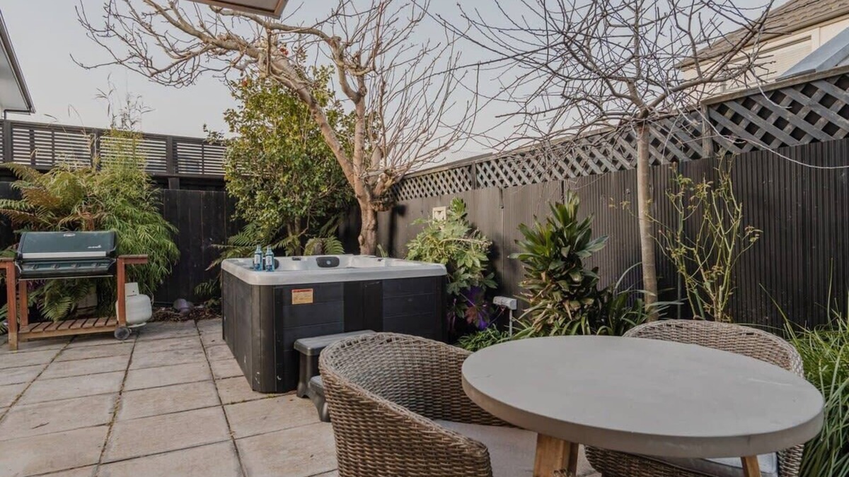 Saint Albans House | The Home From Your Dreams