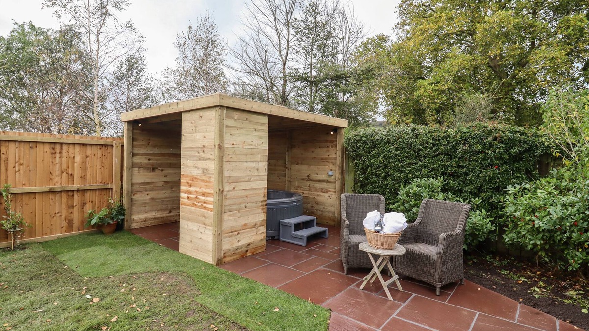 Tidenham Cottage | The Honey Pot