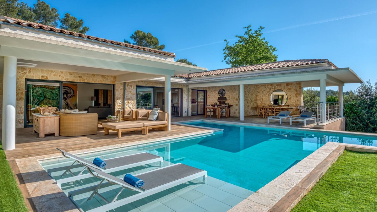 Opio Villa | The honey villa near the village of Valbonne