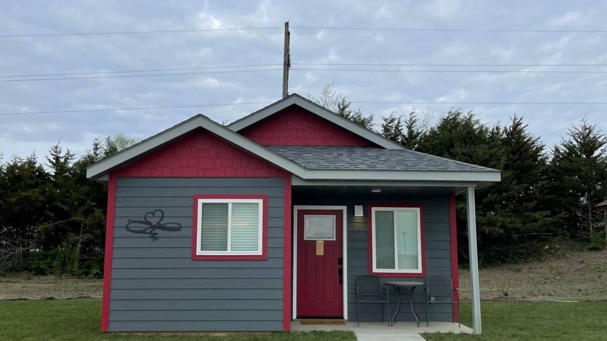 Trenton House | The Honeymoon Hideaway
