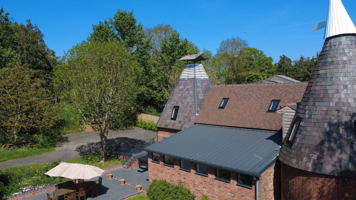 Woolhope House | The Hop Kilns - Rural Rustic Charm with Luxurious Modern Comfort