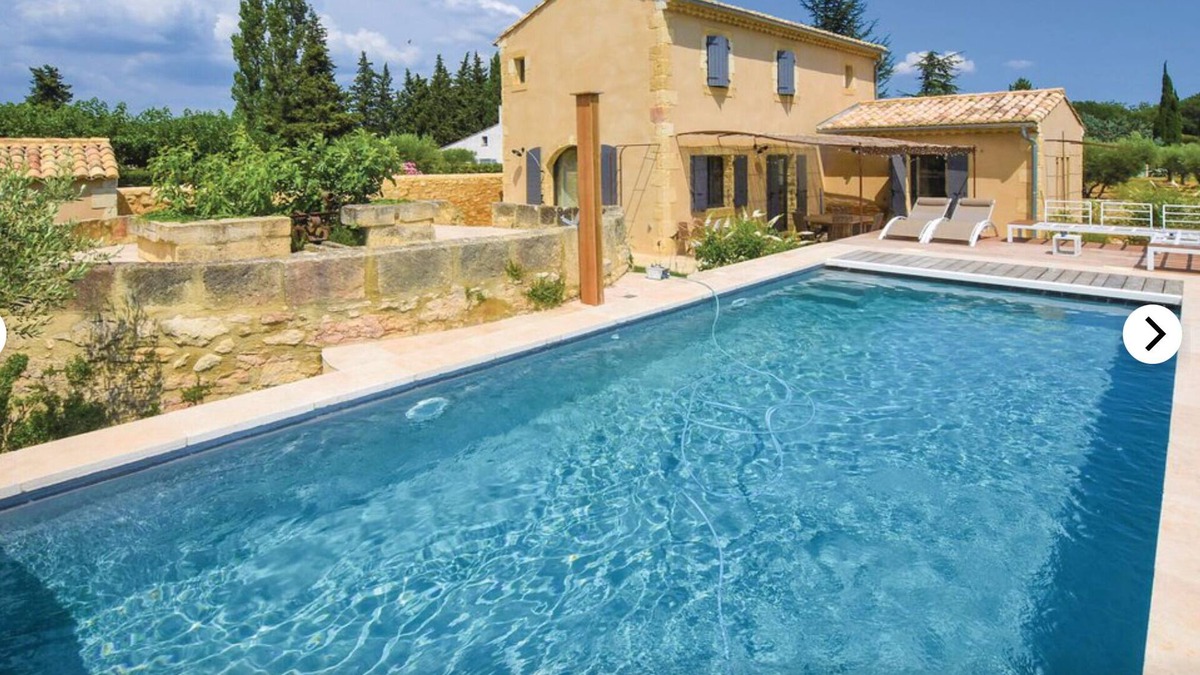 Saint-Hilaire-d'Ozilhan House | THE HOUSE NEAR THE PONT DU GARD