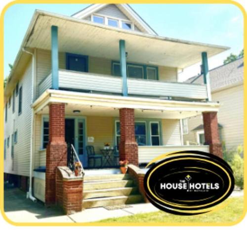 Lakewood Apartment | The House Hotels - Cohasset upper