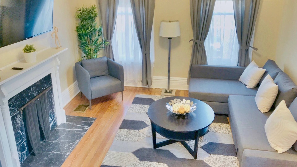 German Village House | The House Hotels - W. Frankfort St. 1 - German Village - 10 mins to Downtown