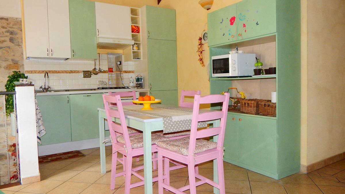 Diano Arentino Apartment | The house in the alleyway