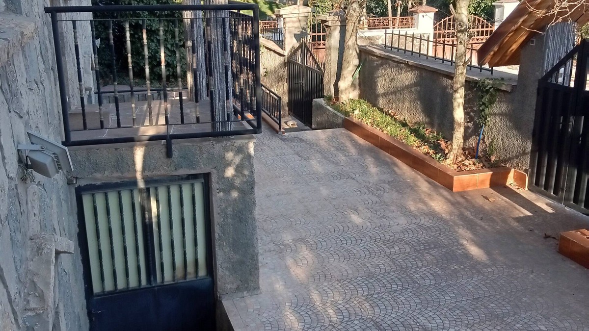 Ifrane House | The house is located in Morocco, in the city of Ifrane. It has all the necessity
