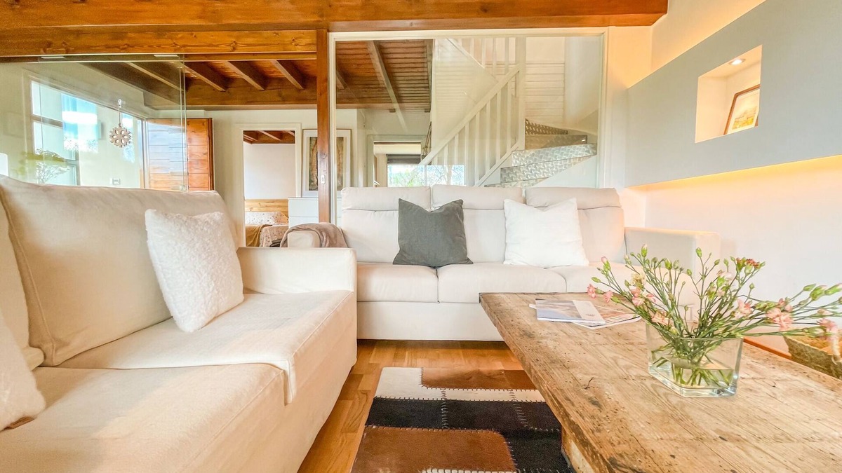 Bourg-Madame House | The House of Mary