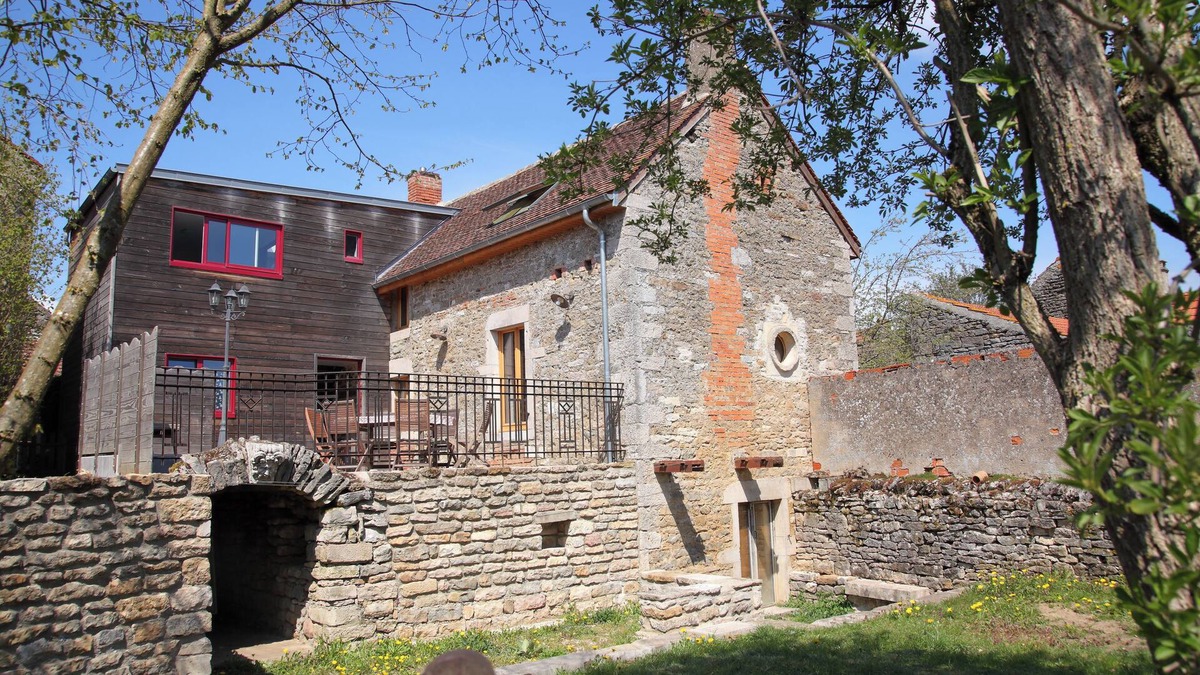 Val-Mont House | The house of happiness