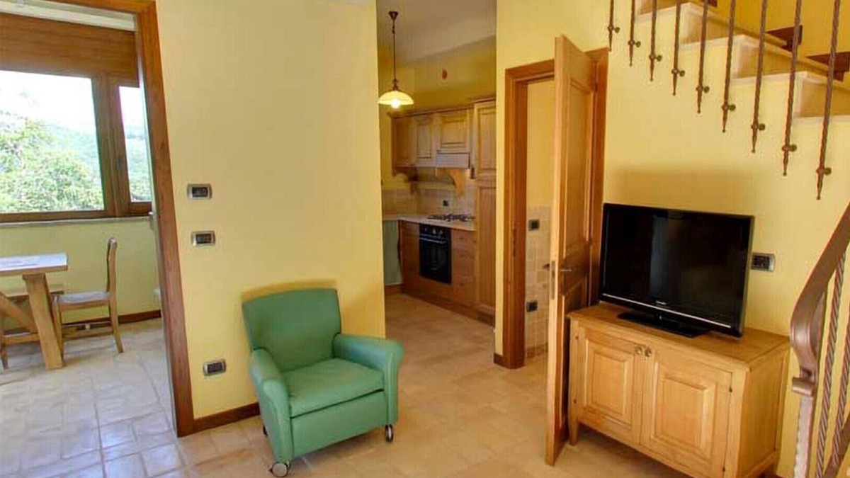 Camerino Apartment | The House of Oaks